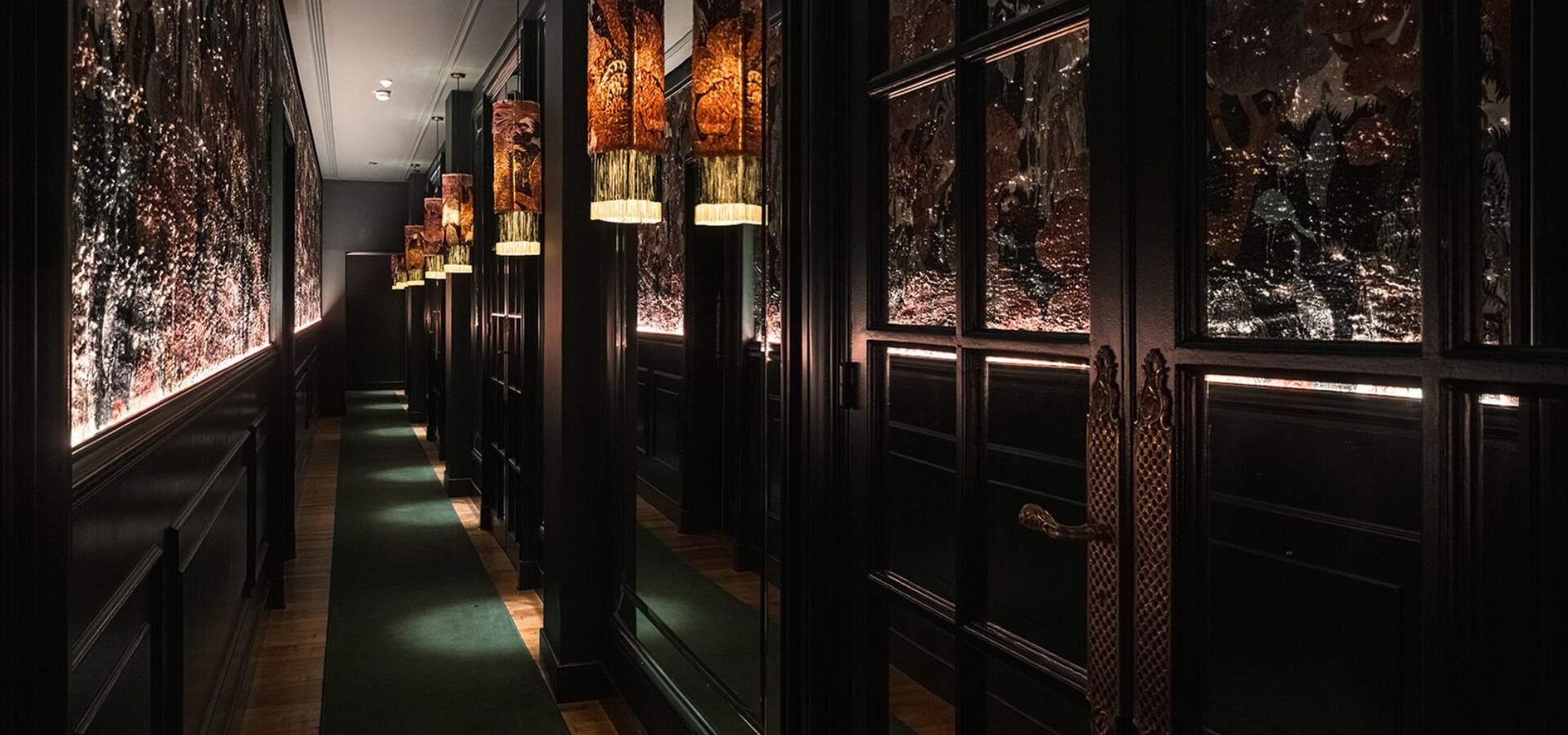 Une nuit dans le monde entier