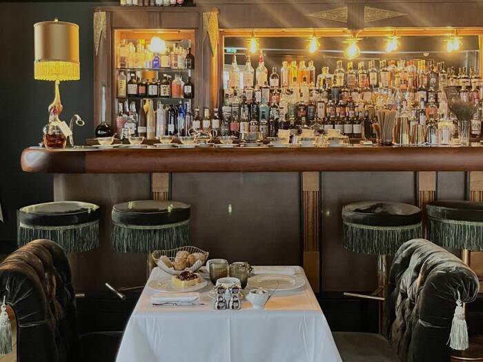 frontend.chez_albert.breakfast